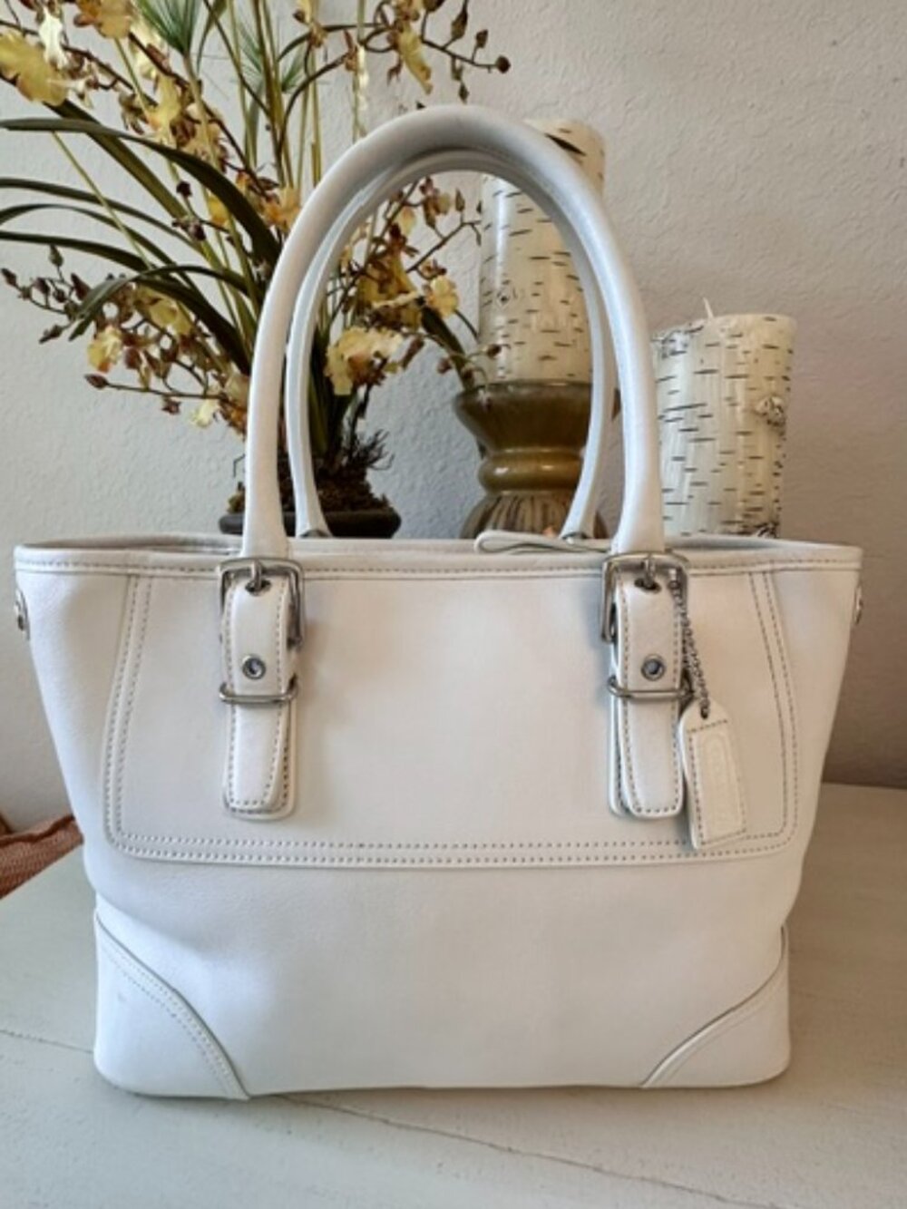 Coach Hamptons VINTAGE RESTORED Ivory Tote/Satchel EVC